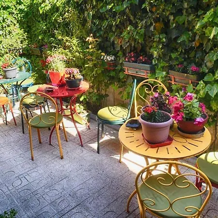 Otel Bujtina Bicolli Görice