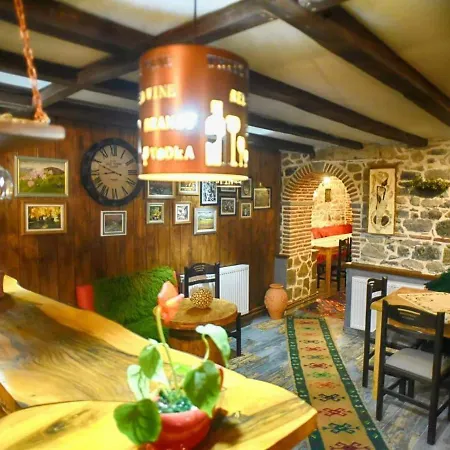 Bujtina Bicolli Otel Görice