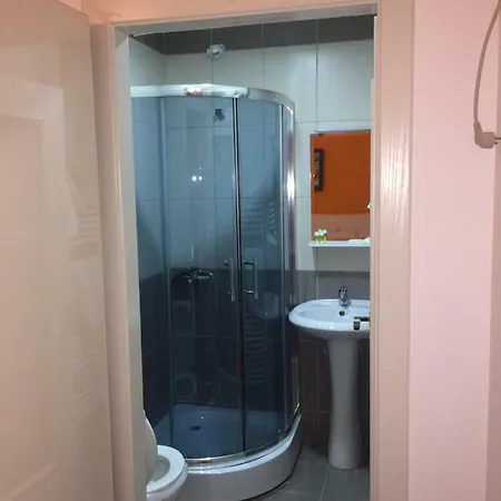 Bujtina Bicolli Otel *