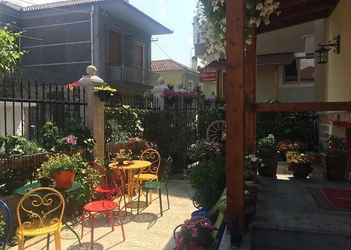 Bujtina Bicolli *