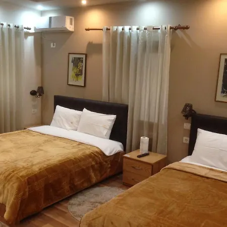 Hotel Bujtina Bicolli
