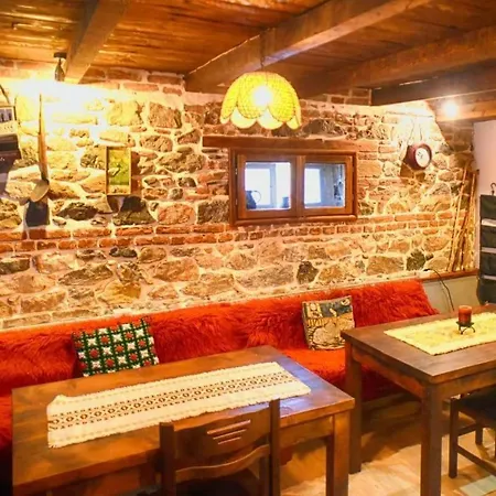 Hotel Bujtina Bicolli