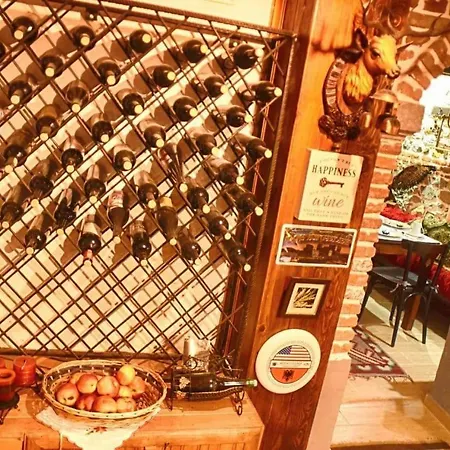 Bujtina Bicolli Отель